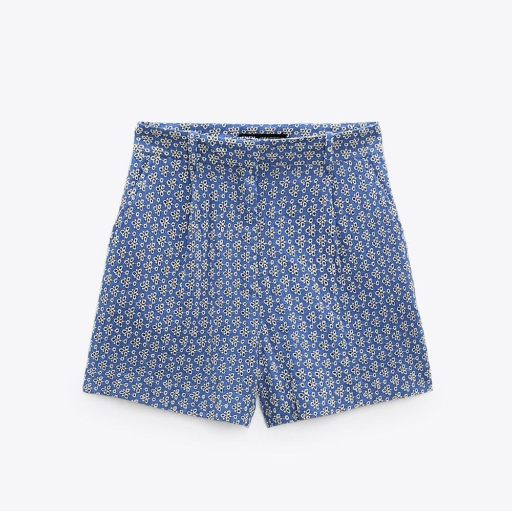 Zara Embroidered high-rise blue pleated shorts